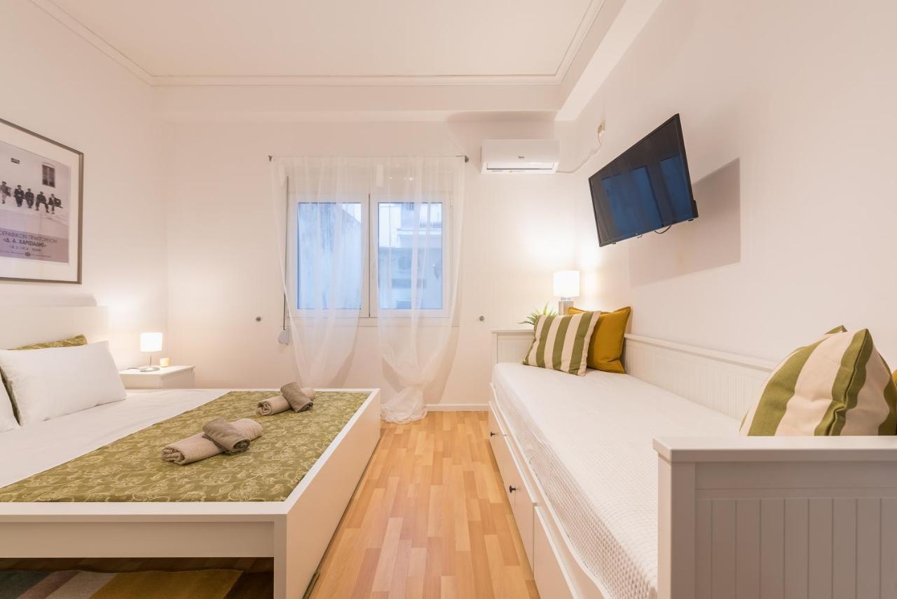 Apartment At Megaro Mousikis St Semi Basement 1Bed 2 Pers アテネ エクステリア 写真