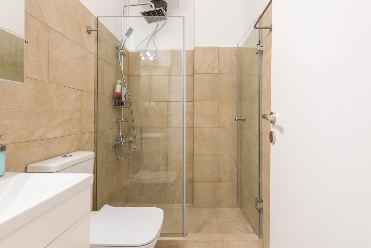 Apartment At Megaro Mousikis St Semi Basement 1Bed 2 Pers アテネ エクステリア 写真