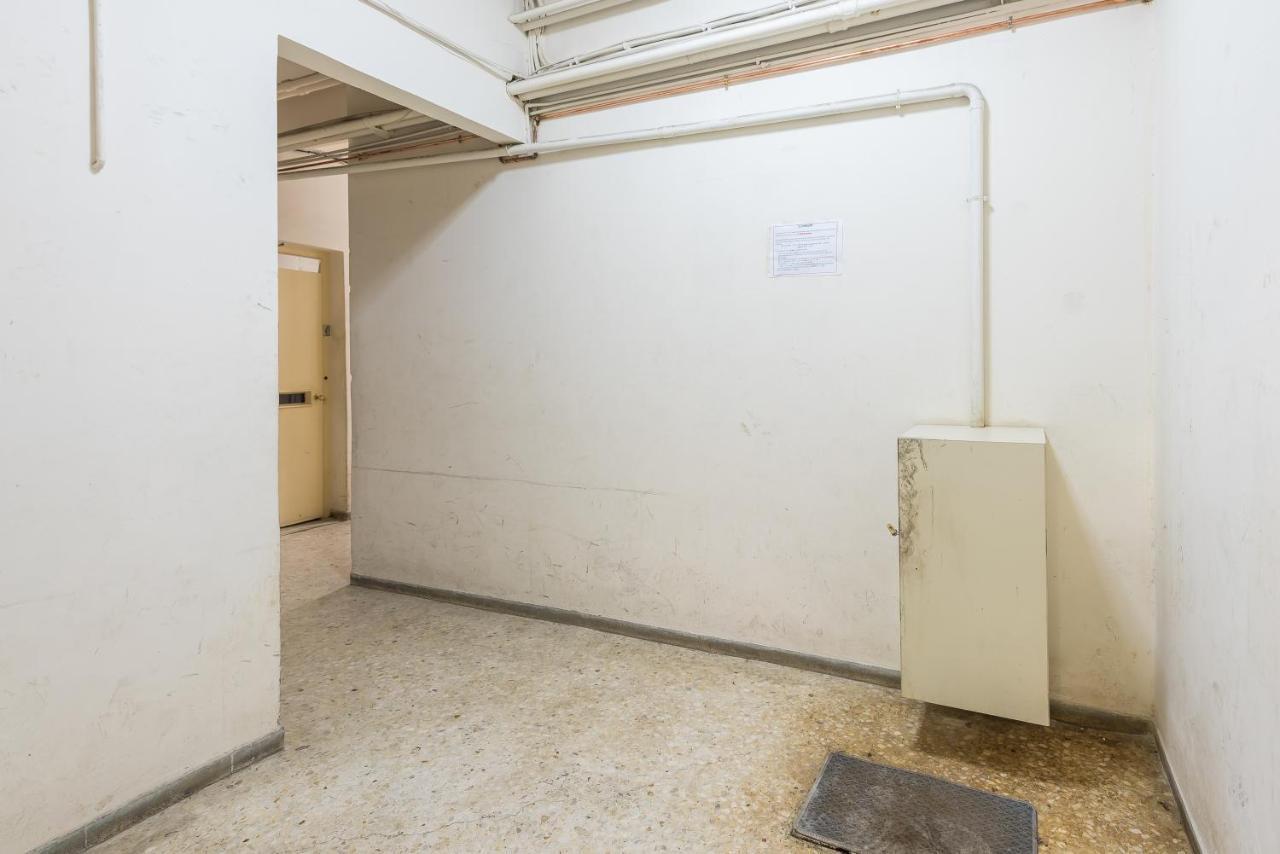 Apartment At Megaro Mousikis St Semi Basement 1Bed 2 Pers アテネ エクステリア 写真